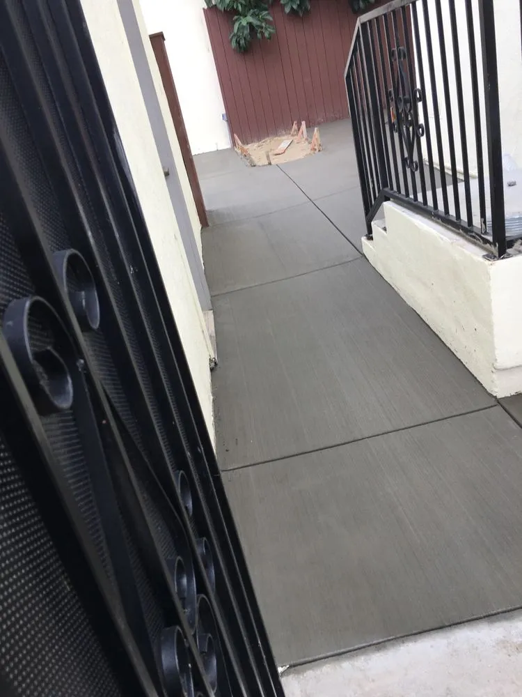 Trusted outdoor landscaping in Los Angeles, CA by Orange Oak Landscaping