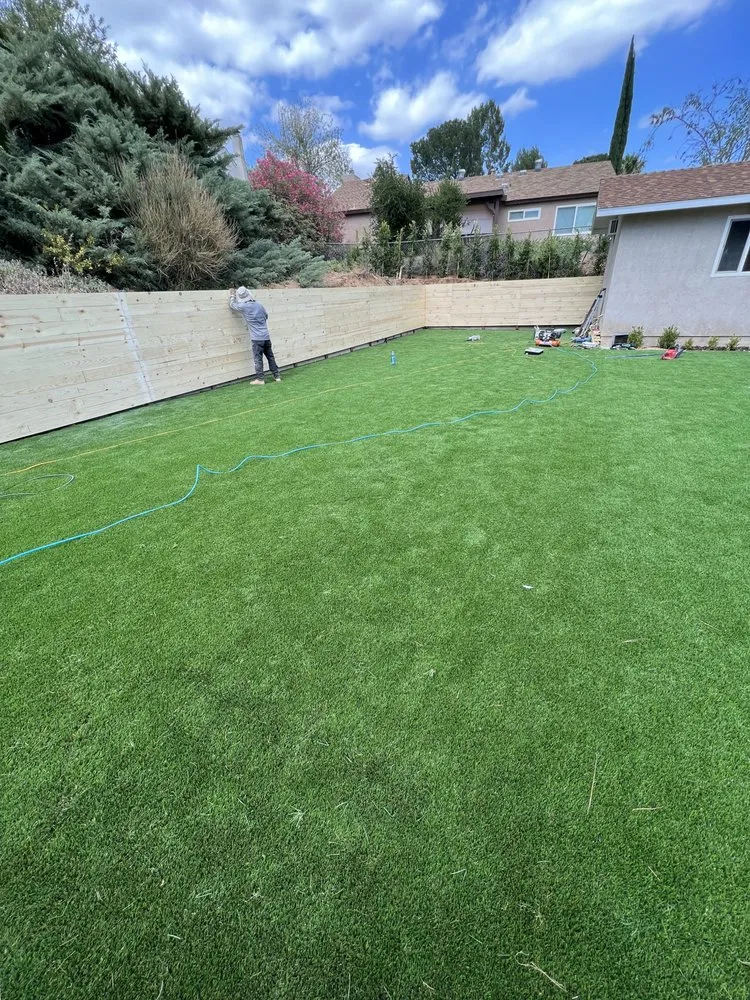 Affordable lawn mowing service experts serving Los Angeles, CA - Orange Oak Landscaping