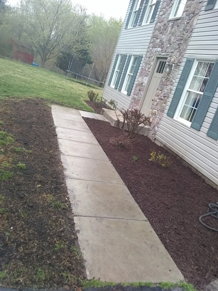 Top-rated garden landscaping in Hyattsville, MD - Orbin Landscaping & Tree Service