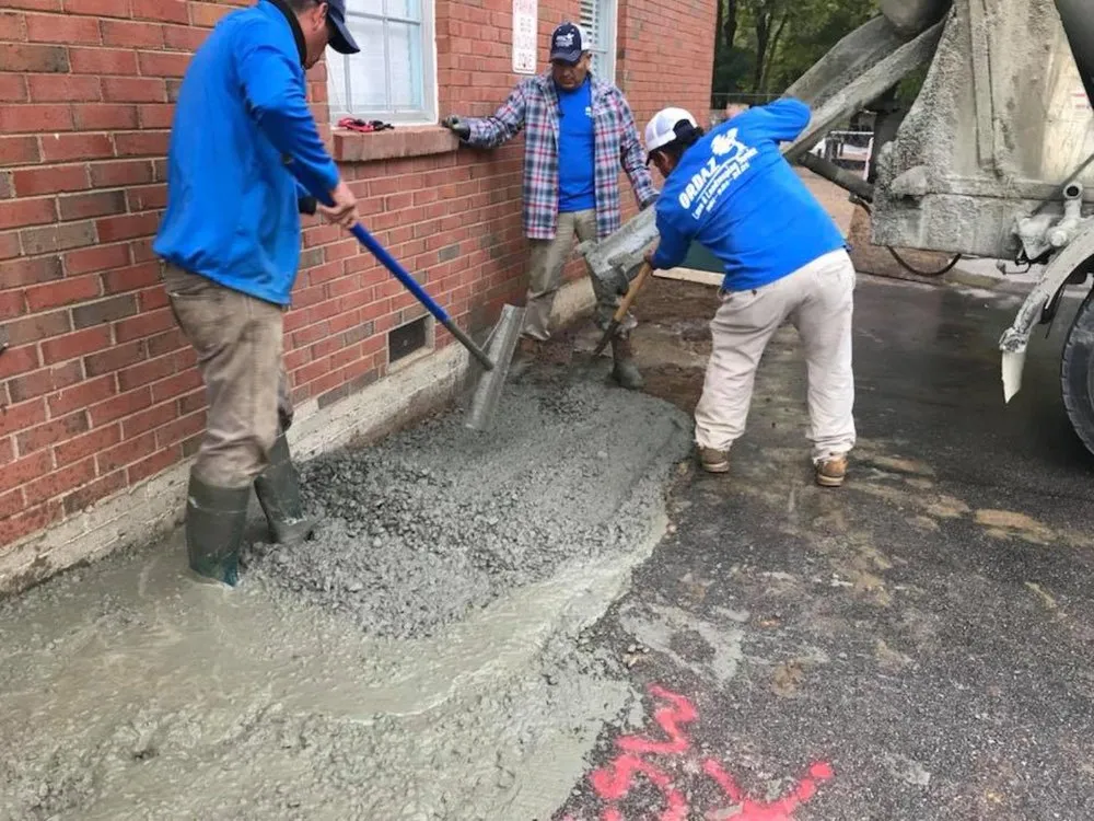 Trusted landscape design for year-round maintenance in Memphis, TN by Ordaz Lawn & Landscaping Service