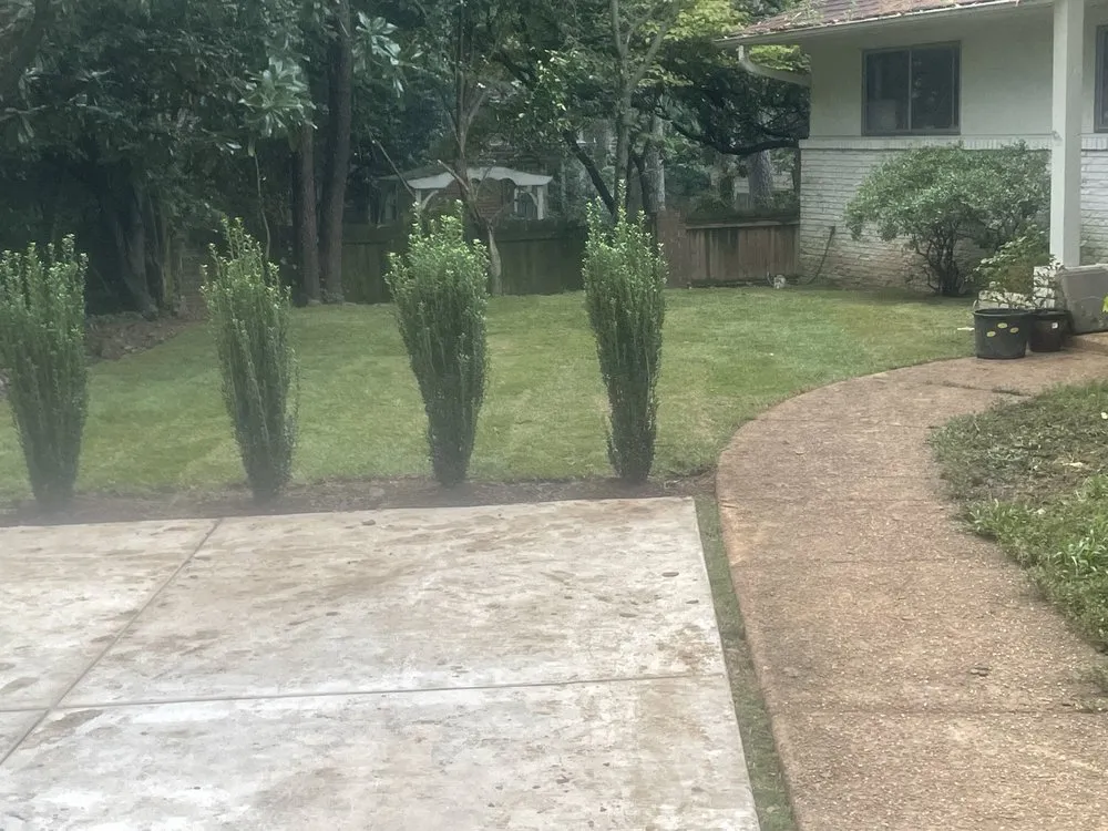 Custom landscape design in Byhalia, MS by Ordonez Landscaping