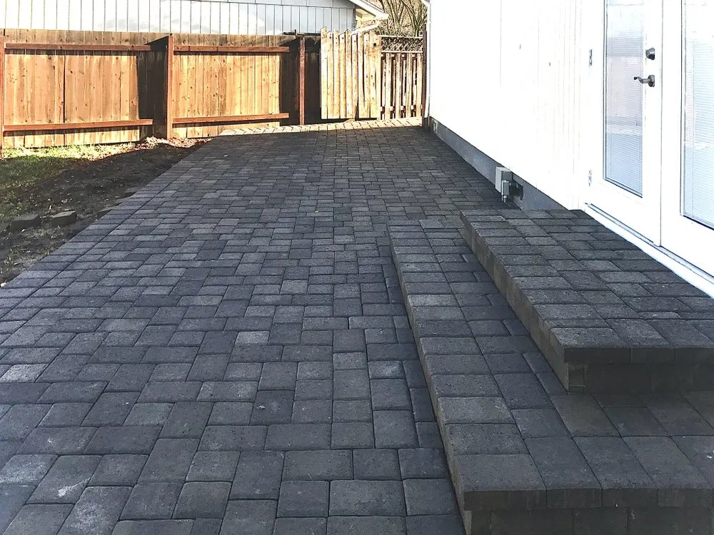 Custom lawn mowing service for beautiful yards in Sherwood, OR by Oregon Green Hardscape