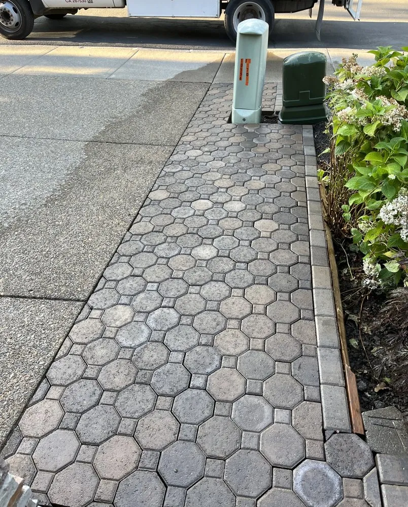 Professional landscape design for year-round maintenance in Sherwood, OR by Oregon Green Hardscape