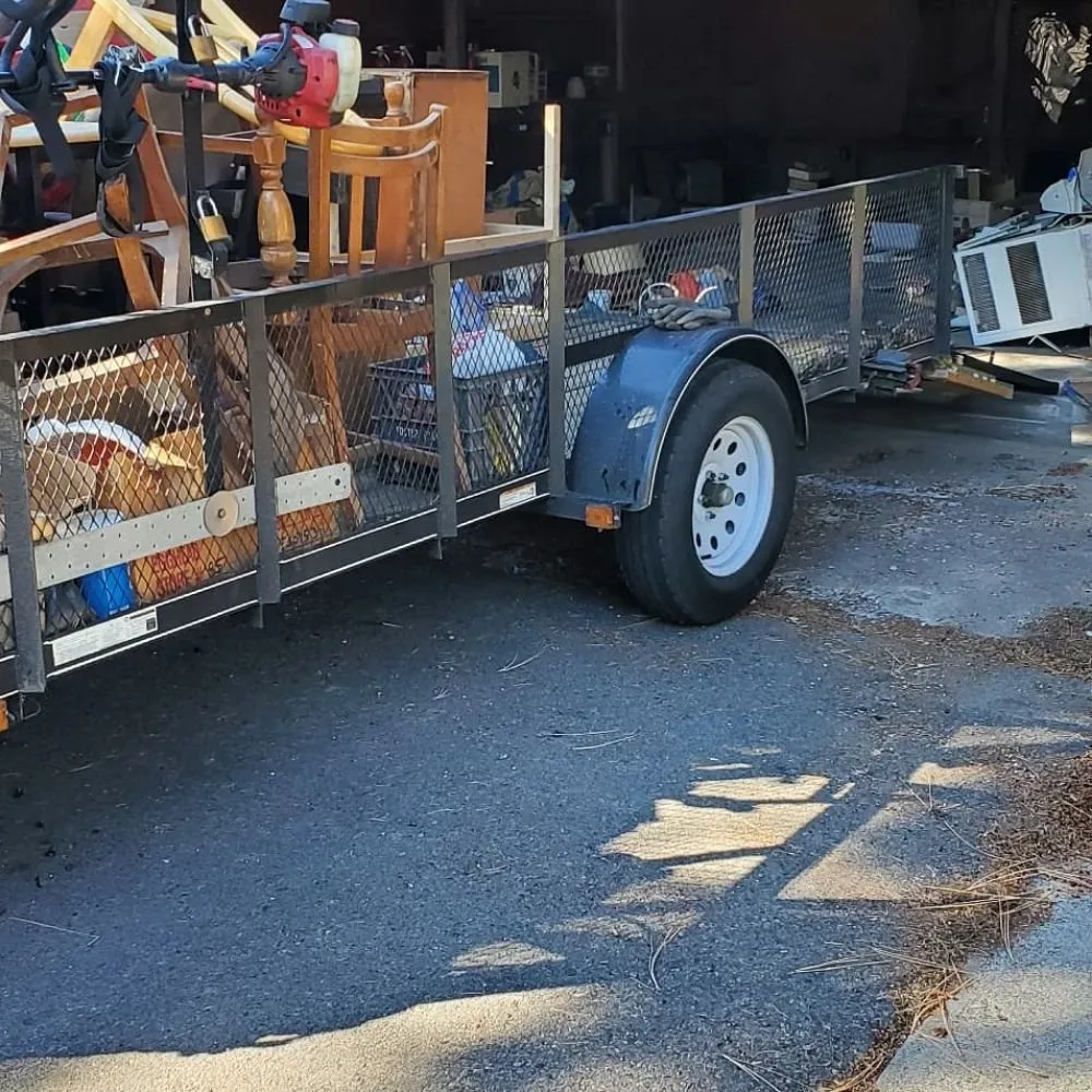 Custom lawn mowing service experts serving Bend, OR - Oregon Lawn Care Junk Removal