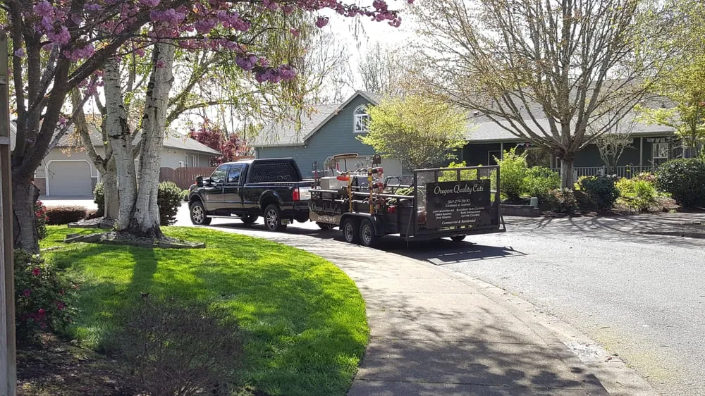 Top-rated lawn care service in Portland, OR - Oregon Quality Cuts