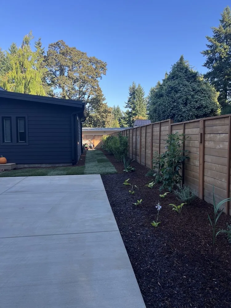 Custom residential landscaping with custom design across Portland, OR - Oregon Quality Cuts