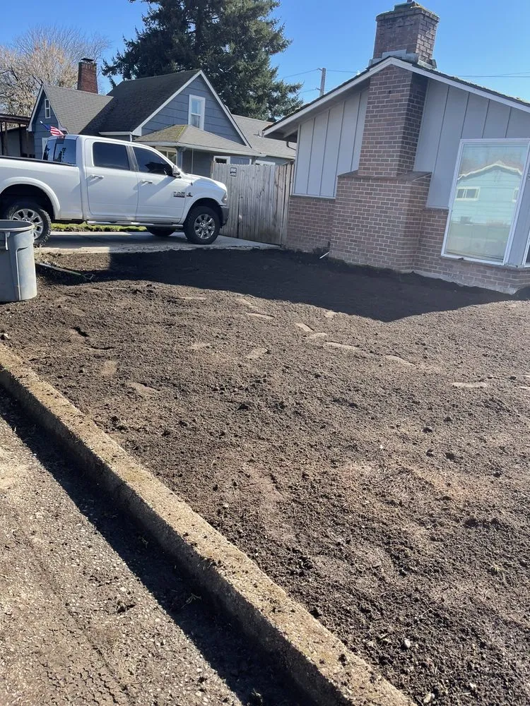 Custom lawn care service with custom design across Eugene, OR - Oregons Finest Lawns