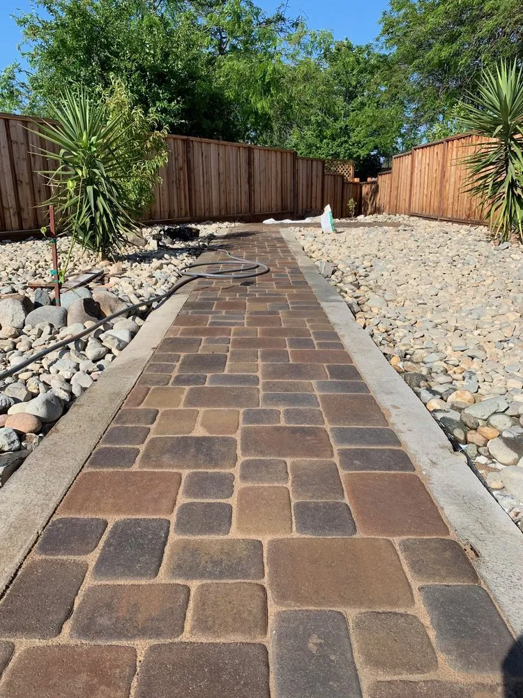 Expert landscape installation for beautiful yards in Bay Point, CA by Orellana Garden