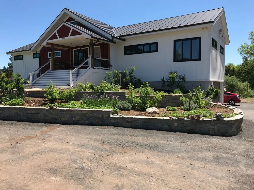 Top-rated outdoor landscaping in Arlington, VA by Organic Edible Gardens