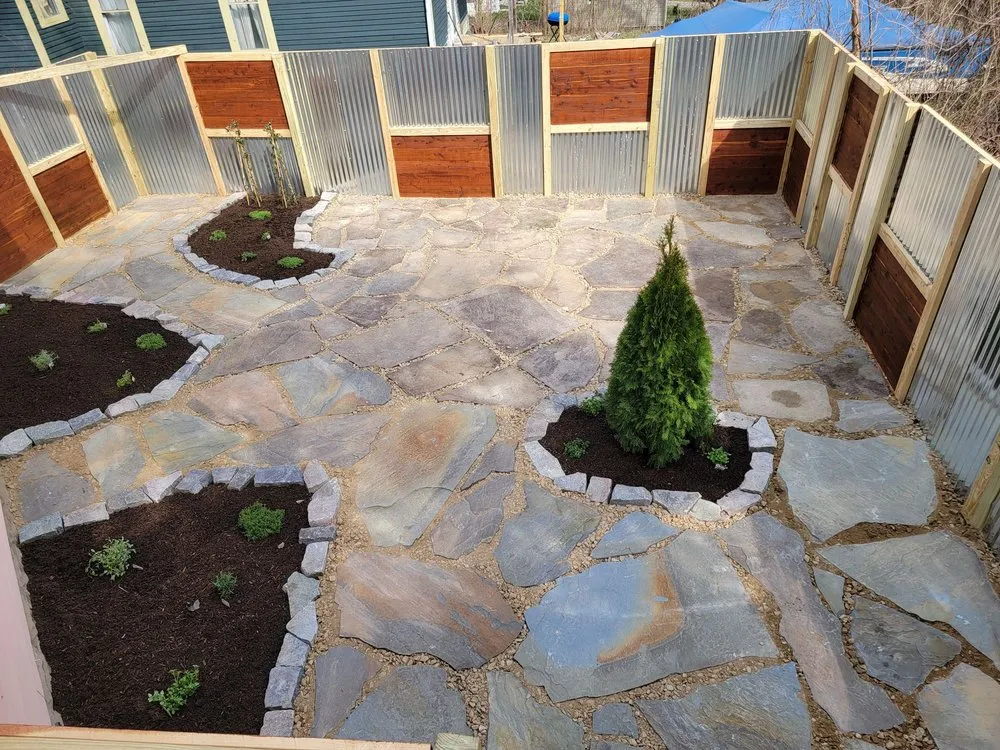 Affordable residential landscaping experts serving Ravenna, OH - Organic Roots Horticulture