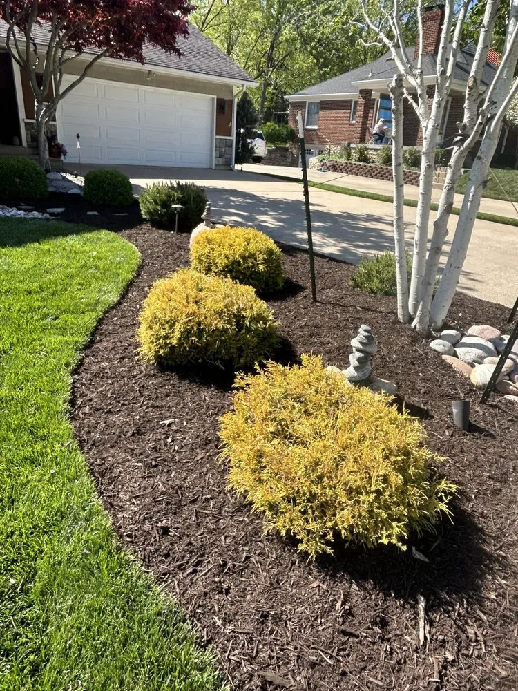 Trusted garden landscaping in Kansas City, KS - Original Lawn Care