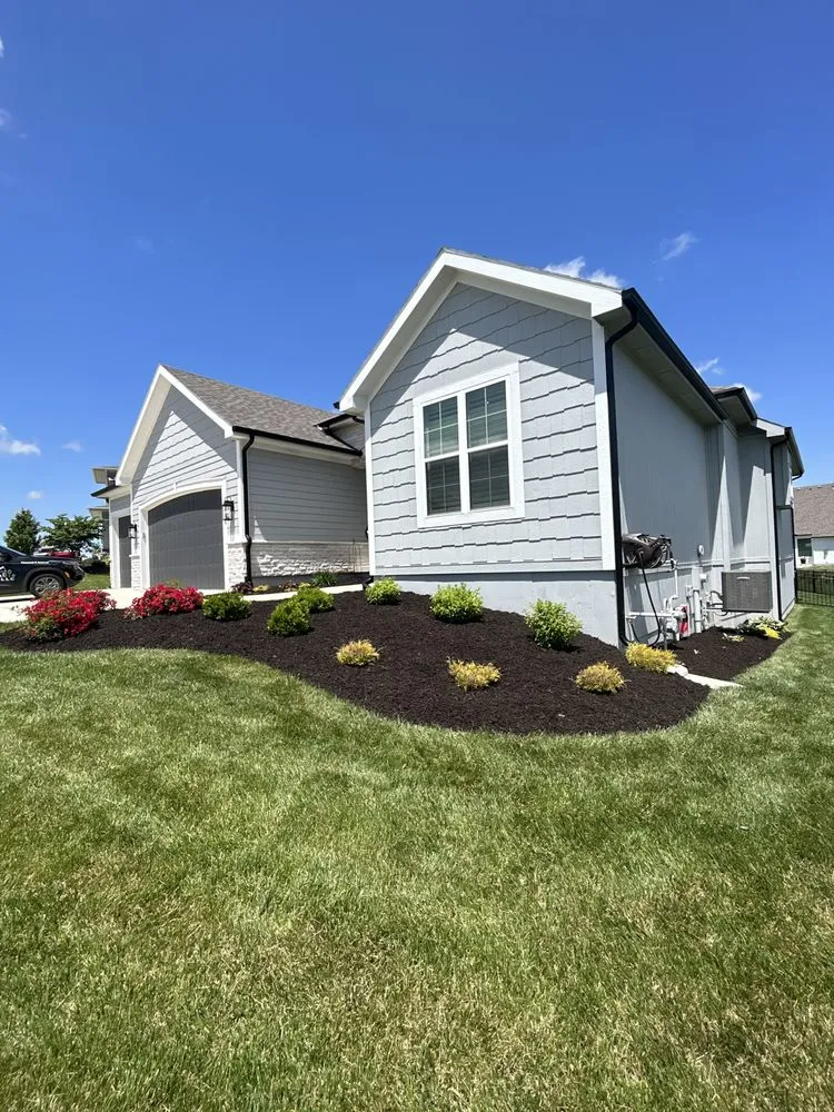 Top-rated lawn care service for homes across Kansas City, KS - Original Lawn Care