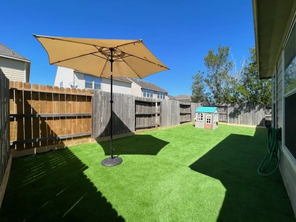 Expert lawn mowing service in Houston, TX - Original Synthetics