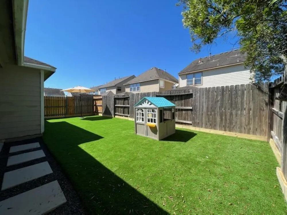 Local lawn care service in Houston, TX - Original Synthetics