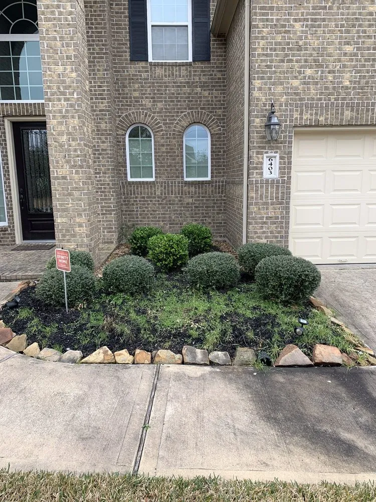 Top-rated lawn mowing service for outdoor upgrades across Houston, TX - Original Synthetics