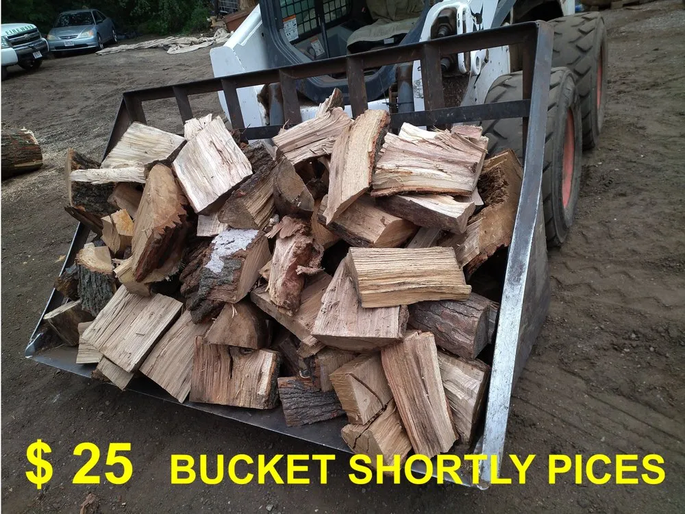 Local yard maintenance in Wadsworth, IL by Original Tony's Landscaping & Firewood