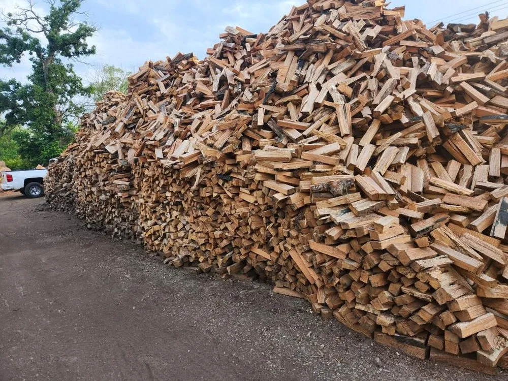 Trusted residential landscaping with custom design in Wadsworth, IL by Original Tony's Landscaping & Firewood