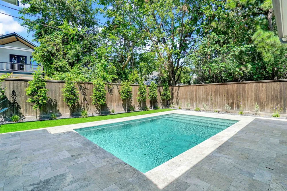 Top-rated yard cleanup service in Houston, TX by Orion Turf and Landscape