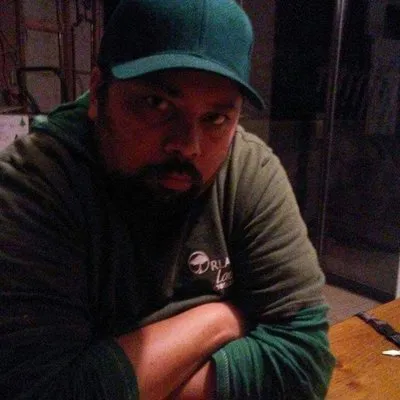 Orlando Lawnscapes Logo