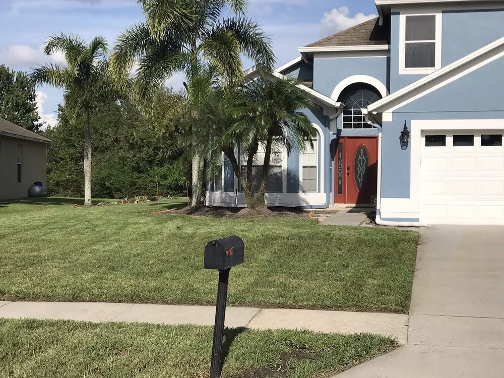 Top-rated yard cleanup service for beautiful yards in Apopka, FL by Orlando Outdoors