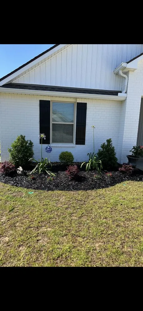 Affordable landscape design for residential properties in Ponchatoula, LA by Orlando Services