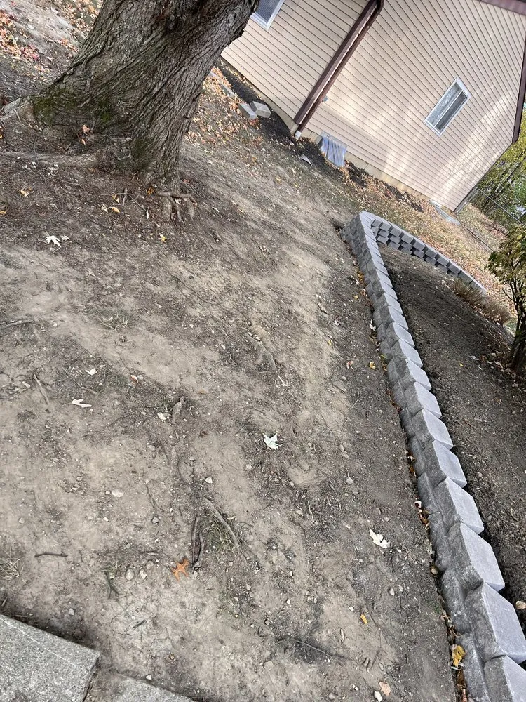 Professional yard maintenance in Columbus, OH - Oronoz Landscaping