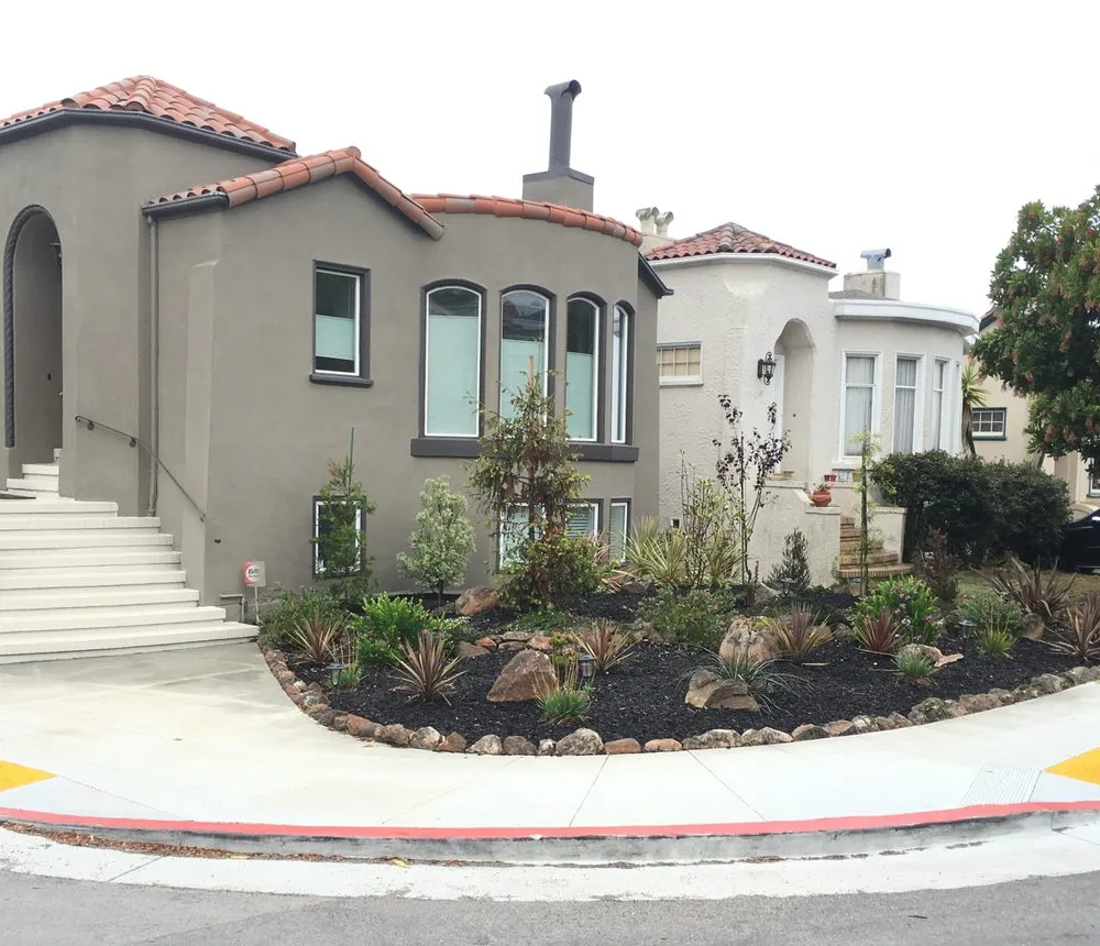 Local yard cleanup service for outdoor upgrades in Oakland, CA by Orozco Garden