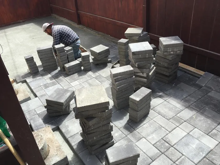 Custom outdoor landscaping in Oakland, CA by Orozco Garden