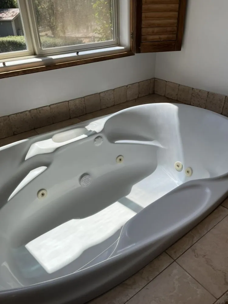 Professional yard cleanup service for homes in Escondido, CA by Ortiz Home Maintances