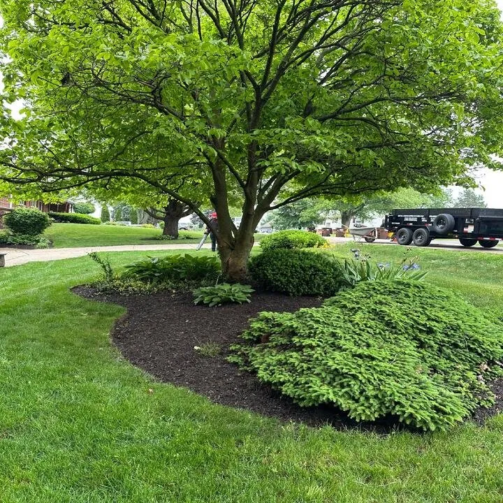 Local garden landscaping experts serving Woodstock, IL - Ortiz Landscaping