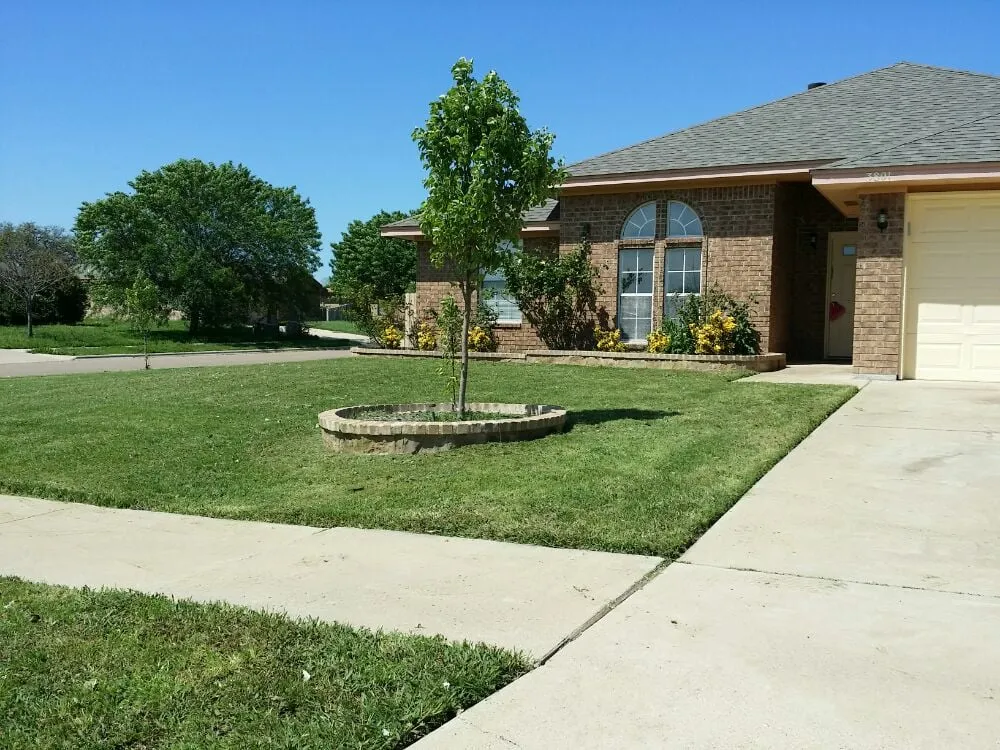 Top-rated garden landscaping in Salado, TX - Ortiz Lawn Care & Landscaping