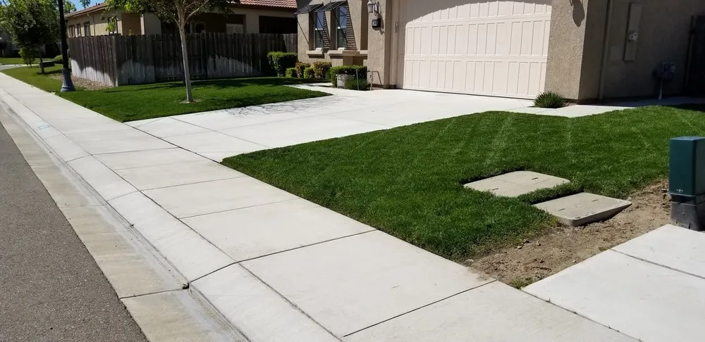 Affordable landscaping services experts serving Modesto, CA - Ortiz Lawn Care