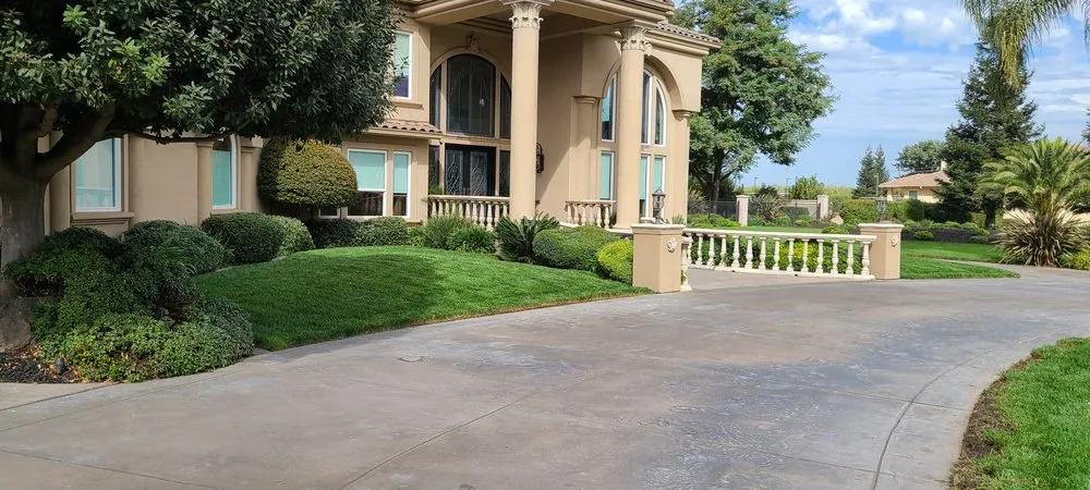 Top-rated residential landscaping in Modesto, CA by Ortiz Lawn Care