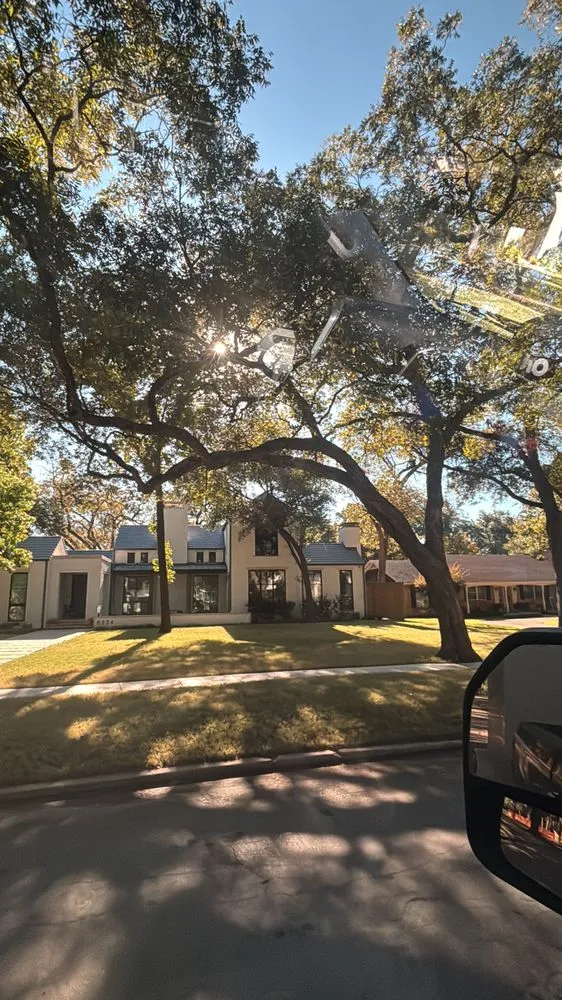 Top-rated yard cleanup service for residential properties in Crandall, TX by Ortiz Lawn Care Service