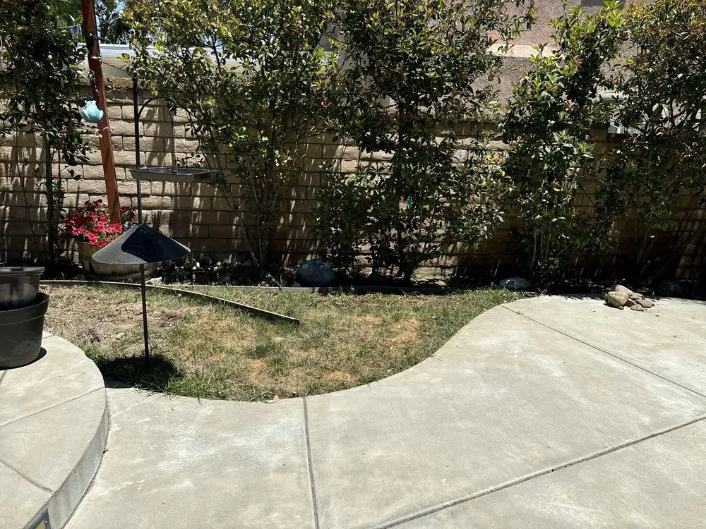 Custom yard maintenance experts serving Fontana, CA - Ortiz Lawn Service