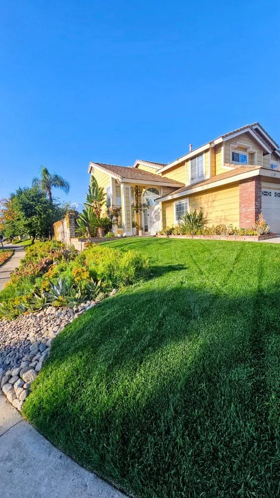 Affordable lawn care service in Fontana, CA - Ortiz Lawn Service