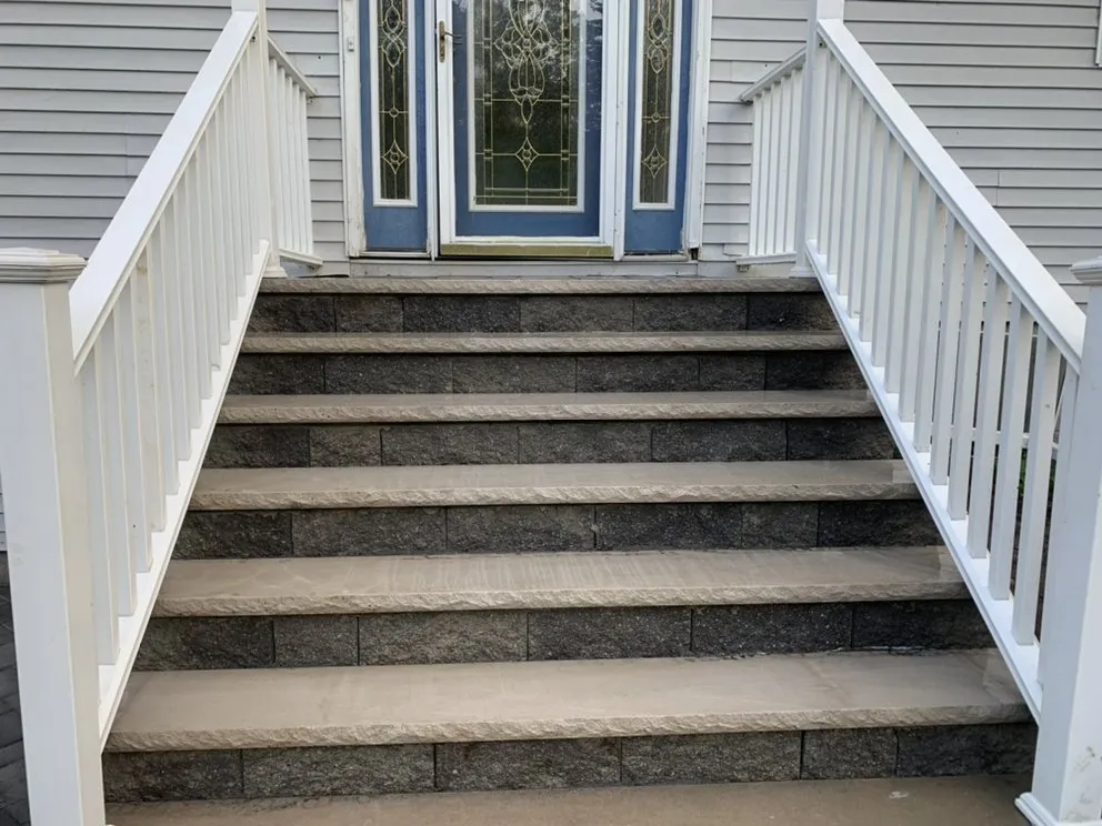 Reliable lawn mowing service experts serving Lawrence, MA - Ortiz Rodas Landscaping