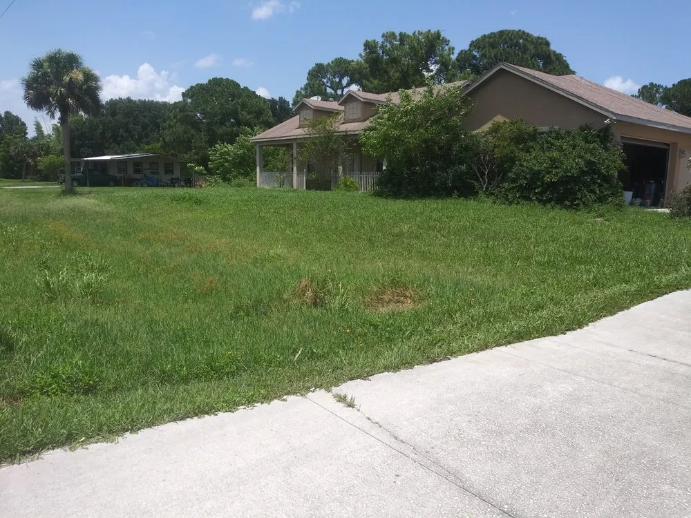 Trusted yard cleanup service for year-round maintenance across Cocoa, FL - ORZ Lawn Care