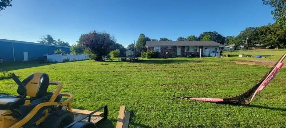 Trusted yard maintenance in Panama, OK - Orzol Lawncare