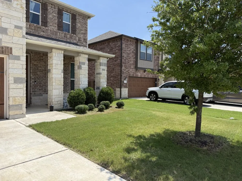 Trusted residential landscaping with custom design in Round Rock, TX by Osbaldo Lawn Care