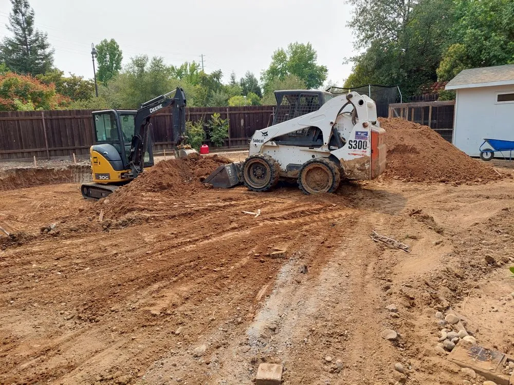 Top-rated lawn mowing service for year-round maintenance across Elk Grove, CA - Oscar Landscaping & Bobcat Service