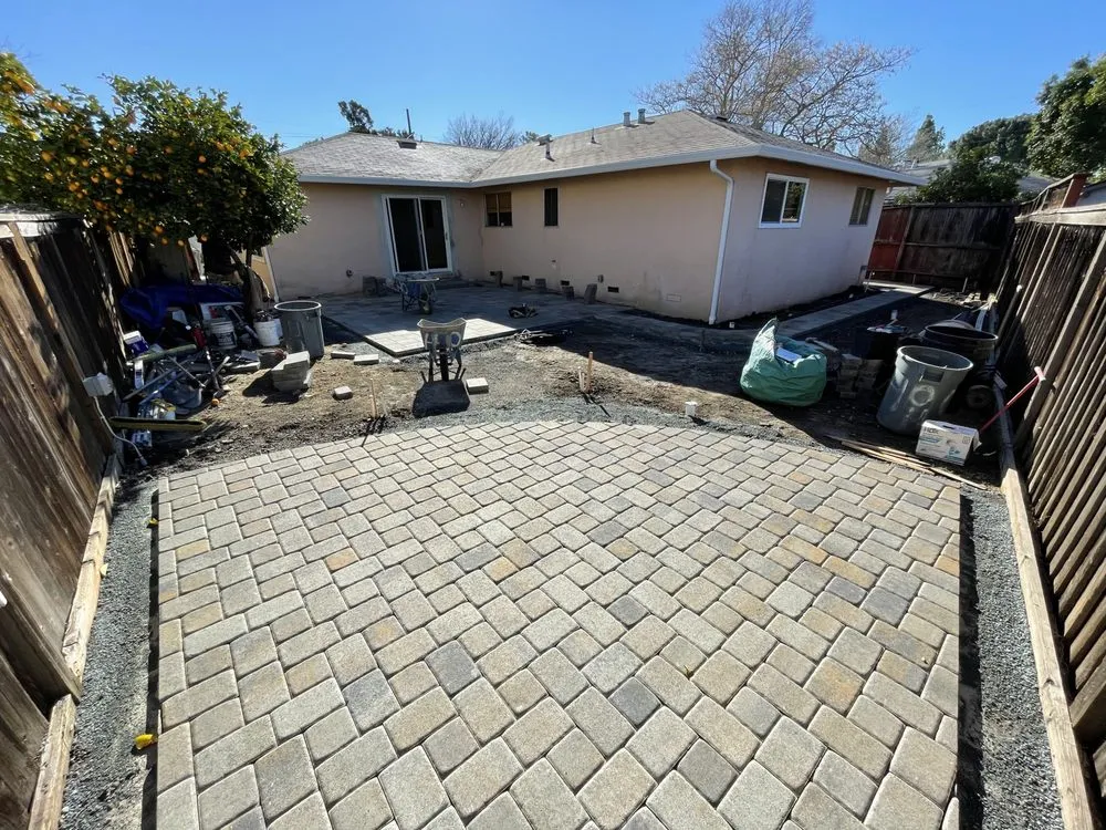 Professional lawn mowing service experts serving Concord, CA - Oscar Landscaping