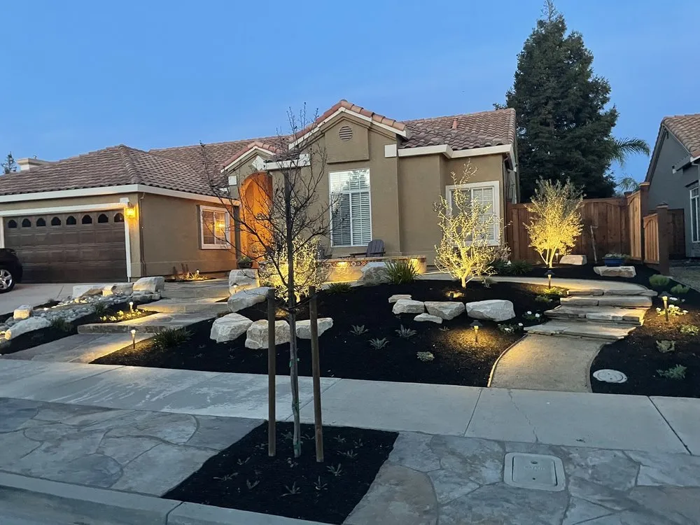 Expert lawn mowing service experts serving Concord, CA - Oscar Landscaping