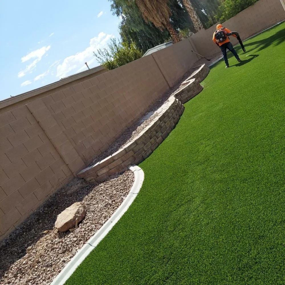 Reliable yard maintenance in Las Vegas, NV - Oscar Landscaping