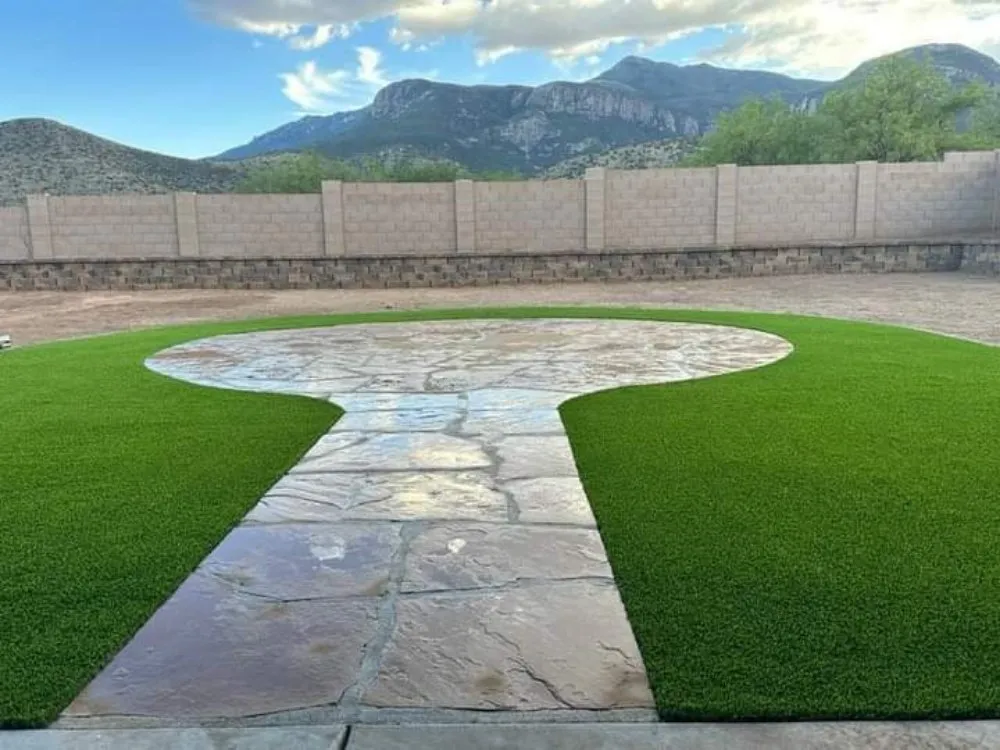 Trusted yard maintenance with custom design across Sierra Vista, AZ - Oscar Landscaping