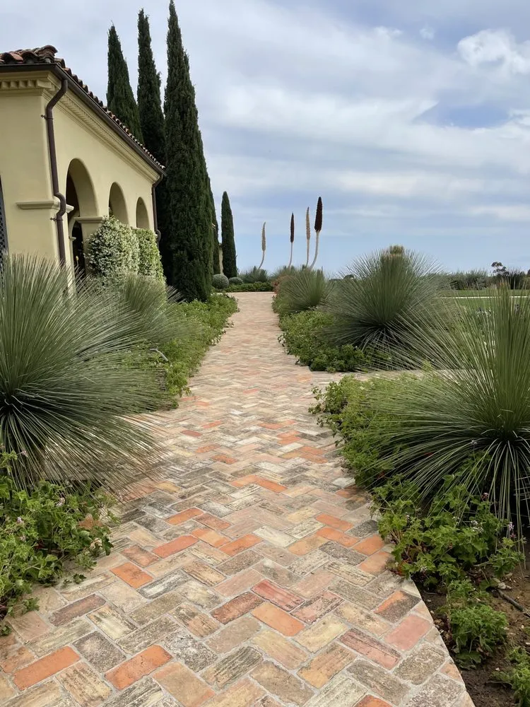 Local garden landscaping in Goleta, CA - Oscar Lopez