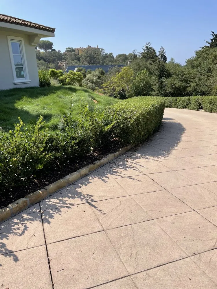 Top-rated yard maintenance with custom design in Goleta, CA by Oscar Lopez