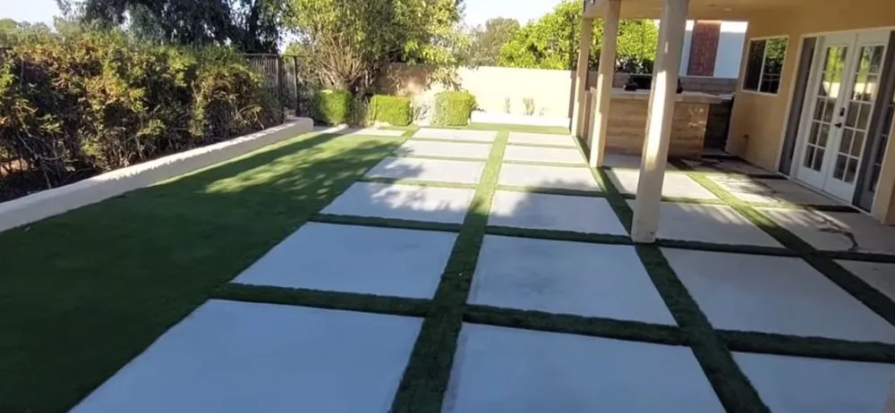 Custom lawn mowing service in Los Angeles, CA - Oscar Martinez Gardening & Landscaping Services