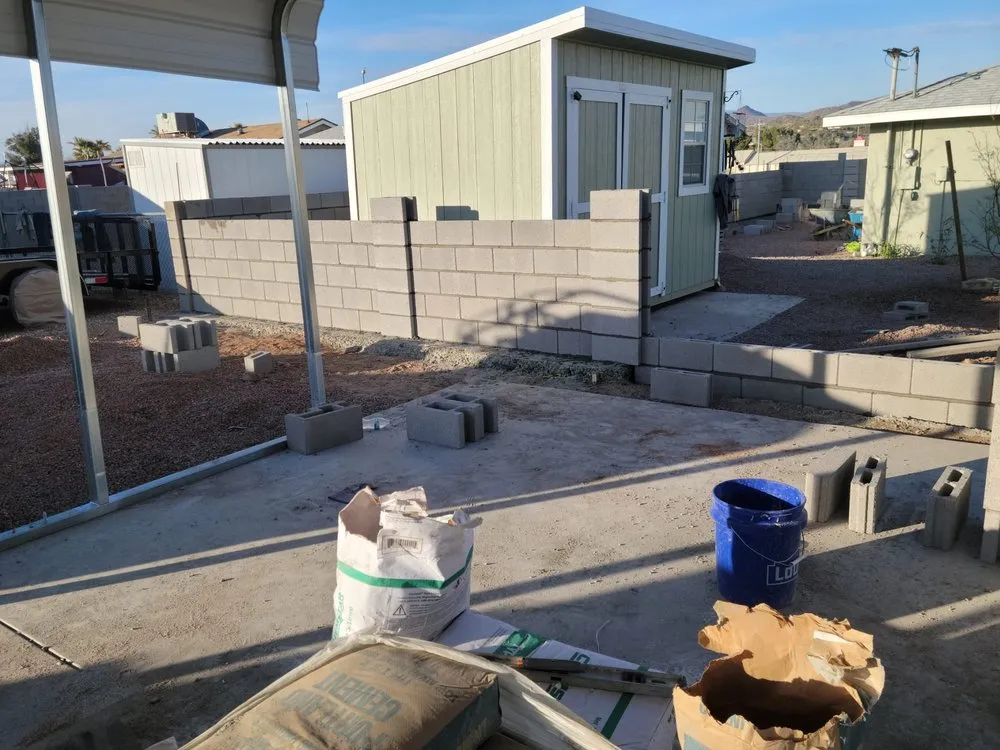 Professional lawn care service experts serving El Mirage, AZ - Oscar Rico Landscaping Services