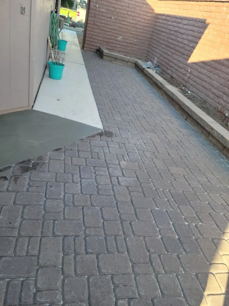 Reliable yard maintenance for residential properties in El Mirage, AZ by Oscar Rico Landscaping Services